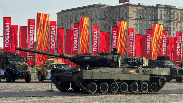 Putin Flaunts Trophies