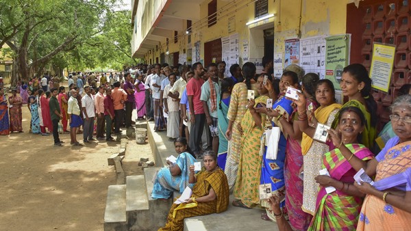 Tamil Nadu Weather Voters Brave Heatwave As 17 Districts See Hottest Day Of The Year