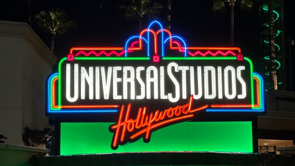 15 People Suffer Minor Injuries In Tram Accident At Universal Studios Theme Park In LA 15 People Suffer Minor Injuries In Tram Accident At Universal Studios Theme Park In LA