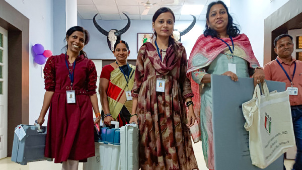 Govt Officials Can t Vote This Time