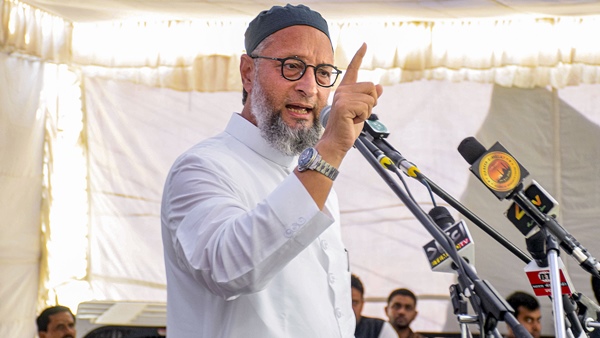 India s First Muslim PM Will Be Hijab-Clad Woman AIMIM Chief Owaisi