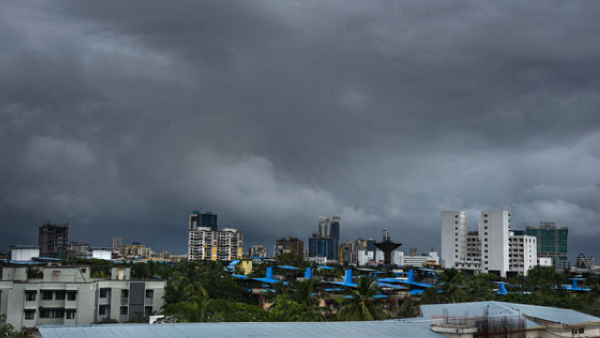 Karnataka Weather Alert Cloudy Skies In Bengaluru Rain Delayed Until Tonight Check Forecast
