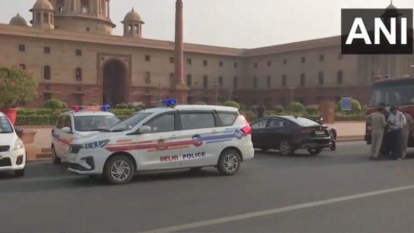 Bomb Threat At Delhi s North Block