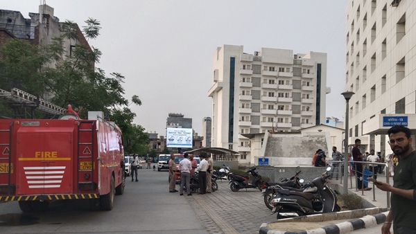 Now Delhi Airport Hospitals Receive Bomb Threat Emails