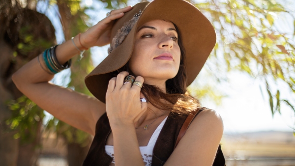 how-to-take-care-of-your-skin-while-travelling