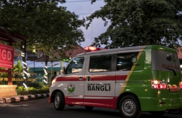 Indonesia 11 Dead From Bus Crash