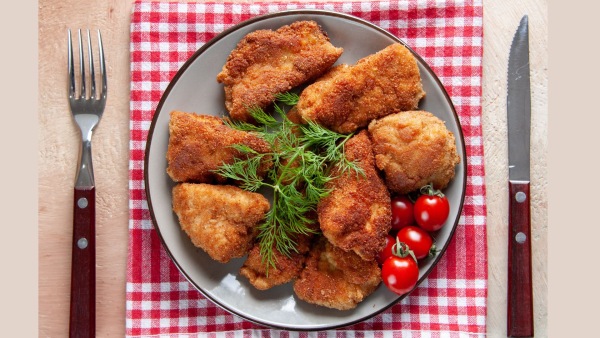 Easy Italian Crispy Chicken Recipe That Can Be Prepared At Home And Is Perfect For Houseparties