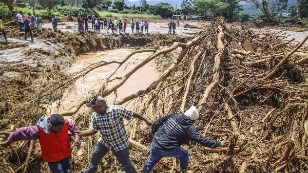 Flood-Hit Kenya Reports Dozens Of Cholera Cases Raising UN Concern Flood-Hit Kenya Reports Dozens Of Cholera Cases Raising UN Concern