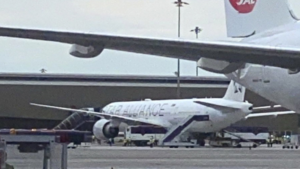 Singapore Flight Horrors Several Passengers Suffer Spinal Injuries - Here s Why