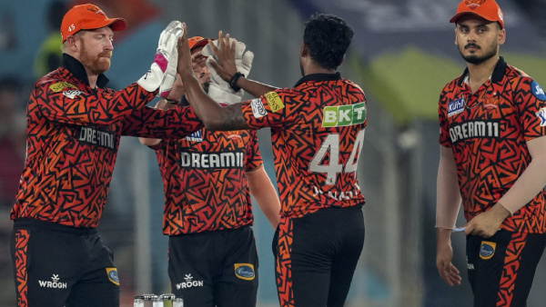 IPL 2024 Sunrisers Hydrabad To Continue Playing Aggressive Cricket Says Assistant Coach Simon Helmot IPL 2024 Sunrisers Hydrabad To Continue Playing Aggressive Cricket Says Assistant Coach Simon Helmot