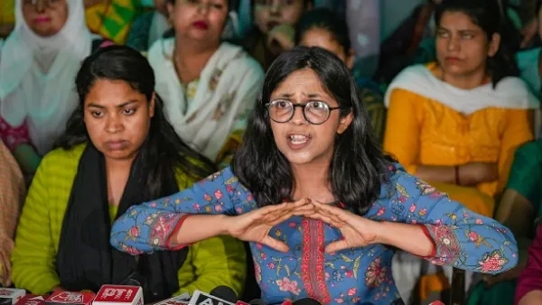 Kejriwal Was Home While Bibhav Slapped And Dragged Me Alleges Swati Maliwal Kejriwal Was Home While Bibhav Slapped And Dragged Me Alleges Swati Maliwal