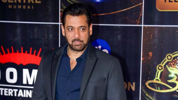 24-Year-Old Woman Ends Up At Salman Khan s Doorstep To Marry Realises Mistake After Counselling