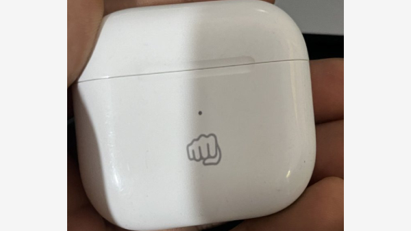 Protect Apple Airpods From Theft