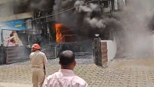 Fire Tenders Rushed To Spot After Massive Blaze Erupts At Eye Hospital In Delhi