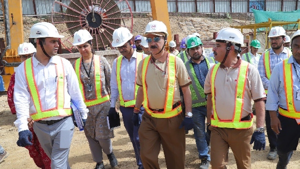 Delhi Metro Phase 4 Target Dates Set By DMRC For Opening Three Priority Corridors - Details Inside