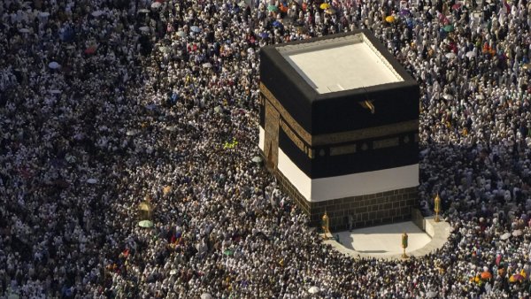 Saudi Arabia Heatwave 14 Jordanian Hajj Pilgrims Die As Temperature Reaches Nearly 48 Degrees