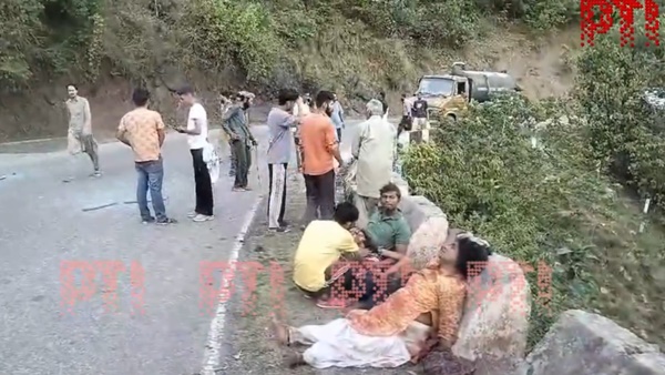 10 Feared Dead In J amp amp K Reasi Bus Accident Terror Attack Suspected