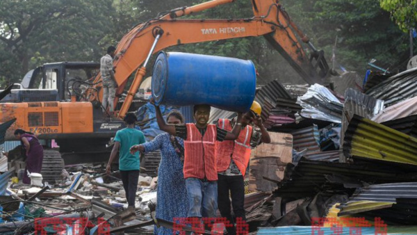 Mumbai Police Arrest 57 Over 200 Booked For Stone-Pelting During Anti-Encroachment Drive