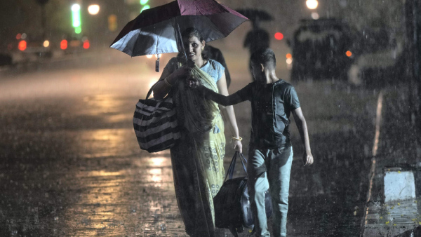 Several Parts Of Mumbai Inundated As Heavy Rains Pound Maximum City