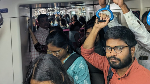 Bengaluru Namma Metro s Purple Line Service Disrupted Briefly Due To Technical Snag