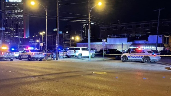 Ohio Nightclub Shooting Two Killed And Two Injured Suspect Still On Loose