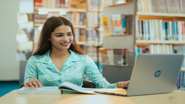 Parul University Online s Strategic Placement Partnerships Help Students Navigate the Digital Job Market