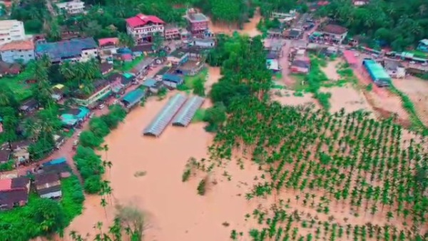 Karnataka Flood Alert Balehonnuru Town Devastated By Floods As Bhadra River Overflows