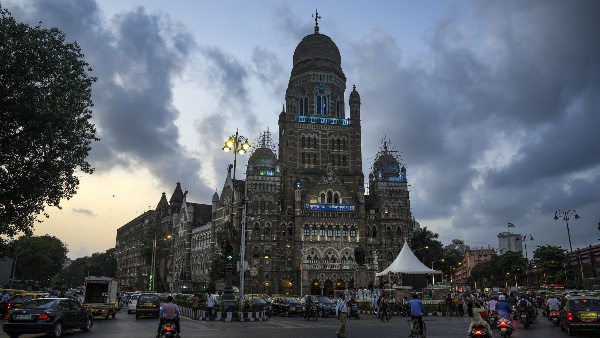 BMC to Evict Illegal Hawkers