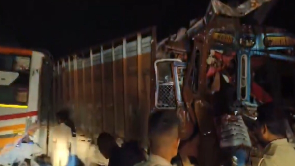 Gujarat Mishap 6 Killed Many Injured