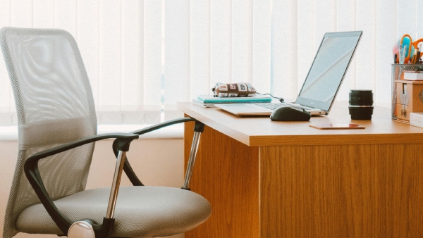 Centre to India Inc Profits Up But Salary Growth Hiring Lagging Behind