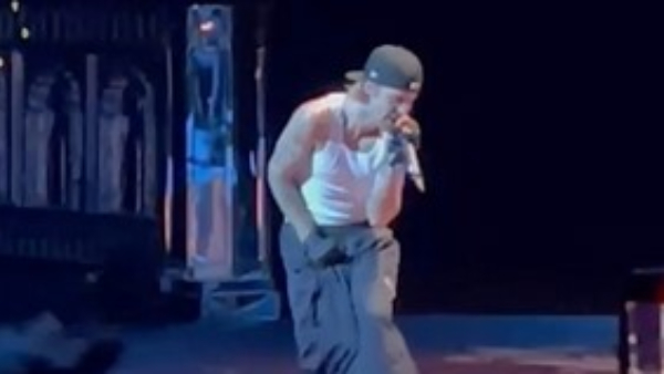 Bieber Performs At Ambani s Sangeet