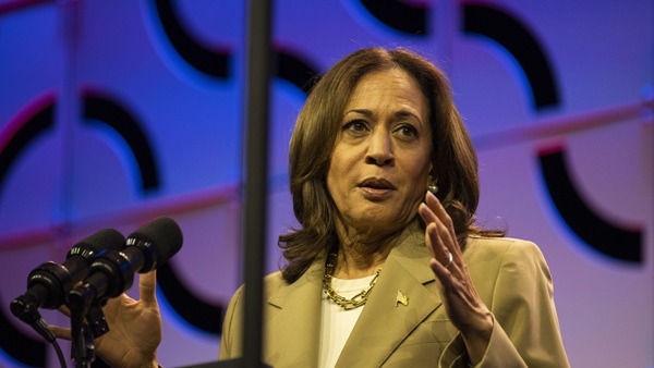 Kamala Harris Energizes Wisconsin Crowd Frames Election As Freedom vs Chaos