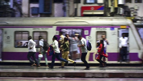 Ghatkopar Railway Station