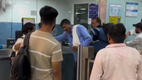 Man Gets Slapped In Metro Station