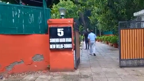 Rahul Gandhi Relocates After Two Decades New Residence At Sunehri Bagh