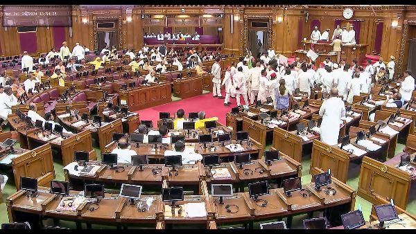 UP Deputy CM Criticizes SP and Congress