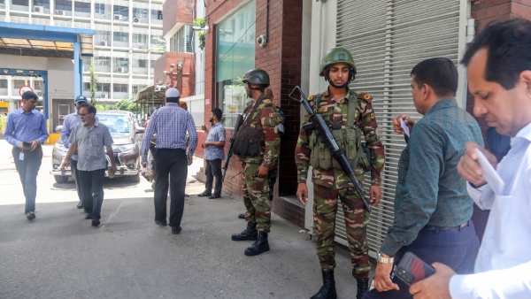 Indian Visa Services In Bangladesh Suspended Amidst Ongoing Unrest