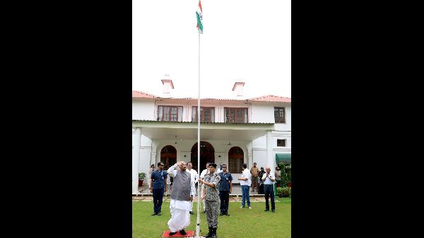 PM Modi Criticized for Rahuls Seating