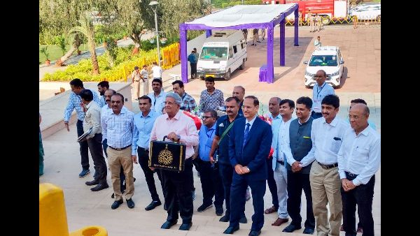 Gujarat Cheers for PM Modis Win