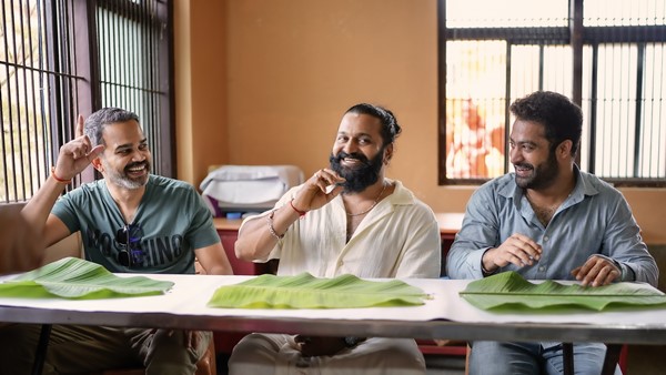 Junior NTR Rishab Shetty Visit Udupi Sri Krishna Mutt Pics amp amp Videos