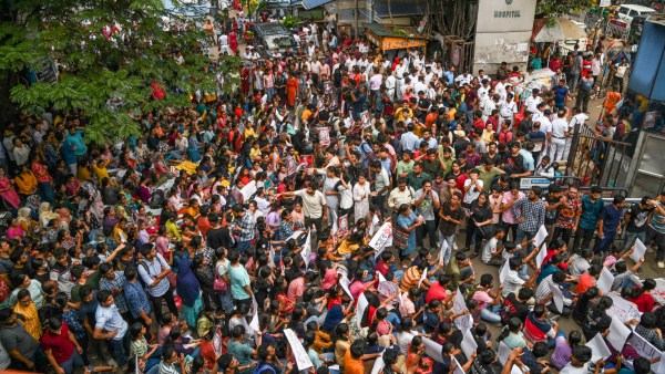 Junior doctors protest against the alleged rape and killing of a trainee doctor at RG Kar Medical College and Hospital in Kolkata Saturday Aug 10 2024