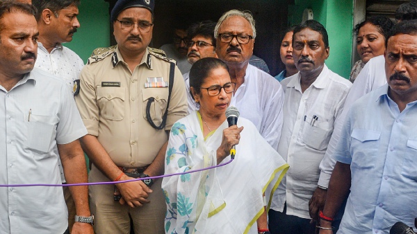 TMC Student Wing Day Mamata Banerjee Honors Kolkata Rape-Murder Victim