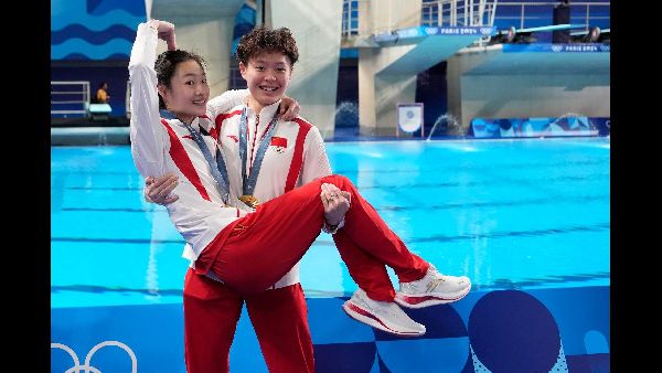 NASA Picks SpaceX for Astronauts Return