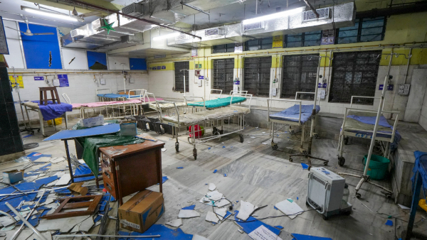A ward of the RG Kar Medical College and Hospital after being vandalised by unidentified miscreants amid protests against the alleged rape and murder of a post graduate trainee doctor in Kolkata early Thursday Aug 15 2024 A ward of the RG Kar Medical College and Hospital after being vandalised by unidentified miscreants amid protests against the alleged rape and murder of a post graduate trainee doctor in Kolkata early Thursday Aug 15 2024
