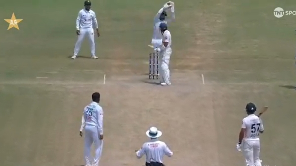 Shakib Al Hasan Throws Ball At Mohammad Rizwan