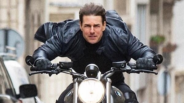 Paris Olympics Closing Ceremony Is Tom Cruise Performing Deadly Stunts