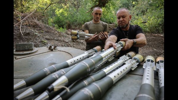 Ukraine Bans Moscow-Linked Churches