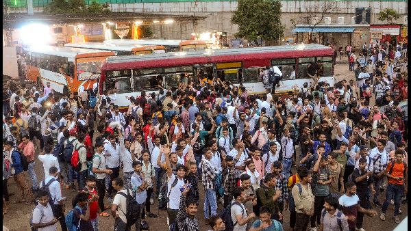 UP Police Exam Draws 450K