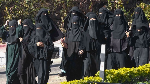 Centre To Table Bill Ensuring Mandatory Women s Representation In Waqf Bodies