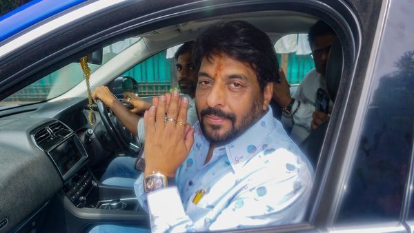 Electoral Battle In Sirsa Congress Takes On Gopal Kanda s Haryana Lokhit Party Amid BJP s Withdrawal Electoral Battle In Sirsa Congress Takes On Gopal Kanda s Haryana Lokhit Party Amid BJP s Withdrawal